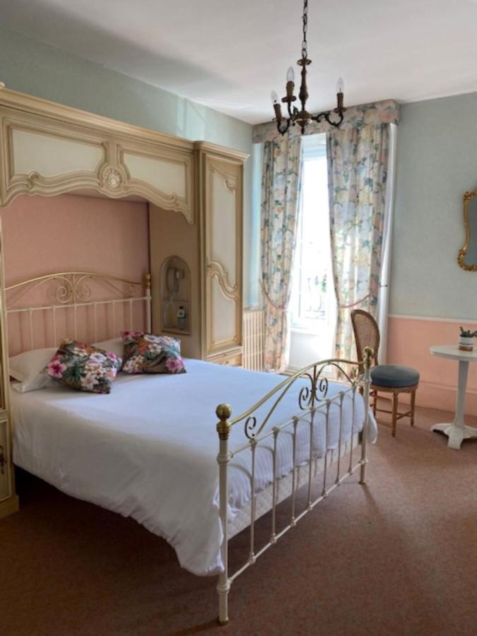 Le Relais De La Rance - Chambres D'Hotes Quédillac Zewnętrze zdjęcie