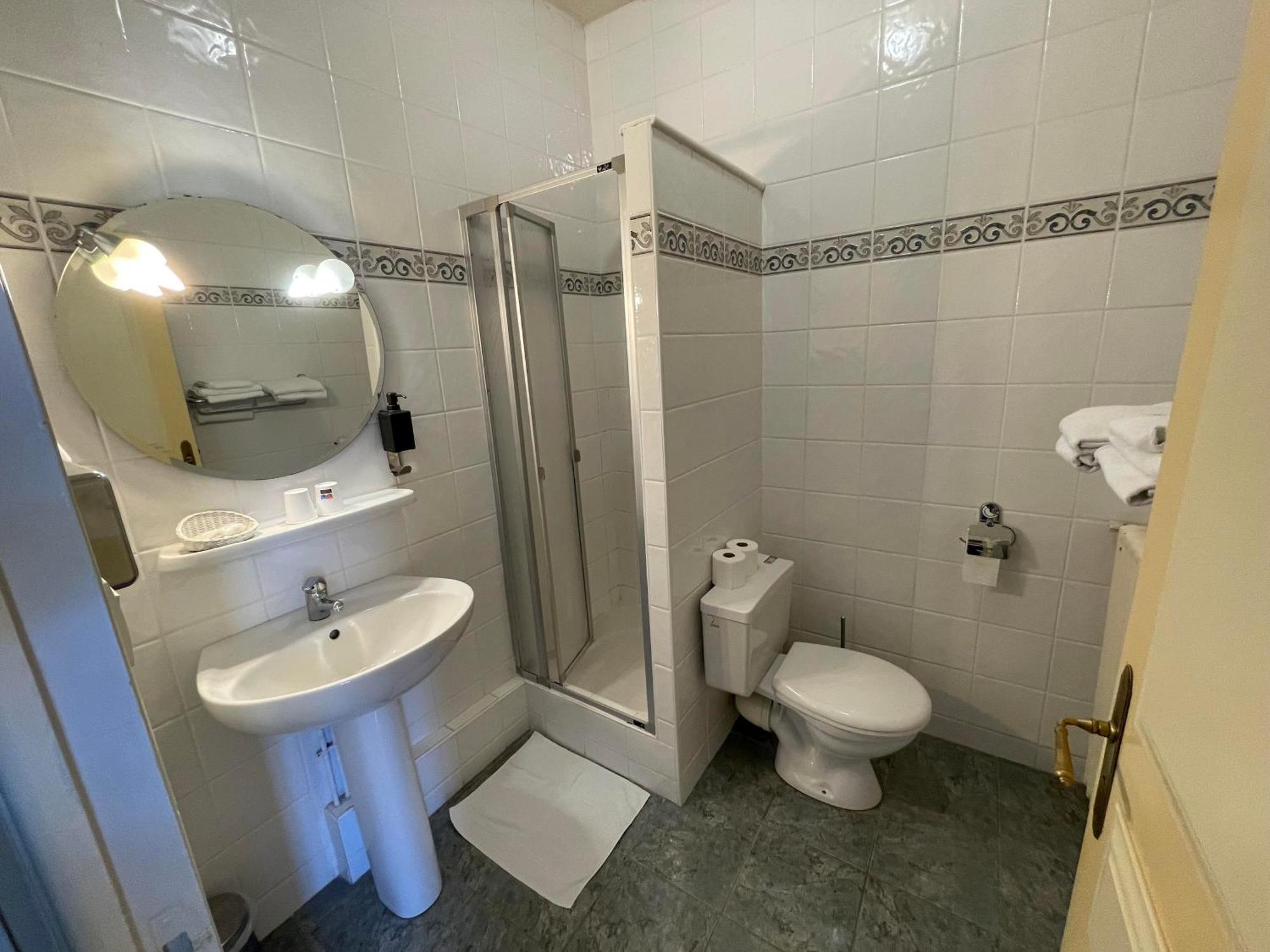 Le Relais De La Rance - Chambres D'Hotes Quédillac Zewnętrze zdjęcie
