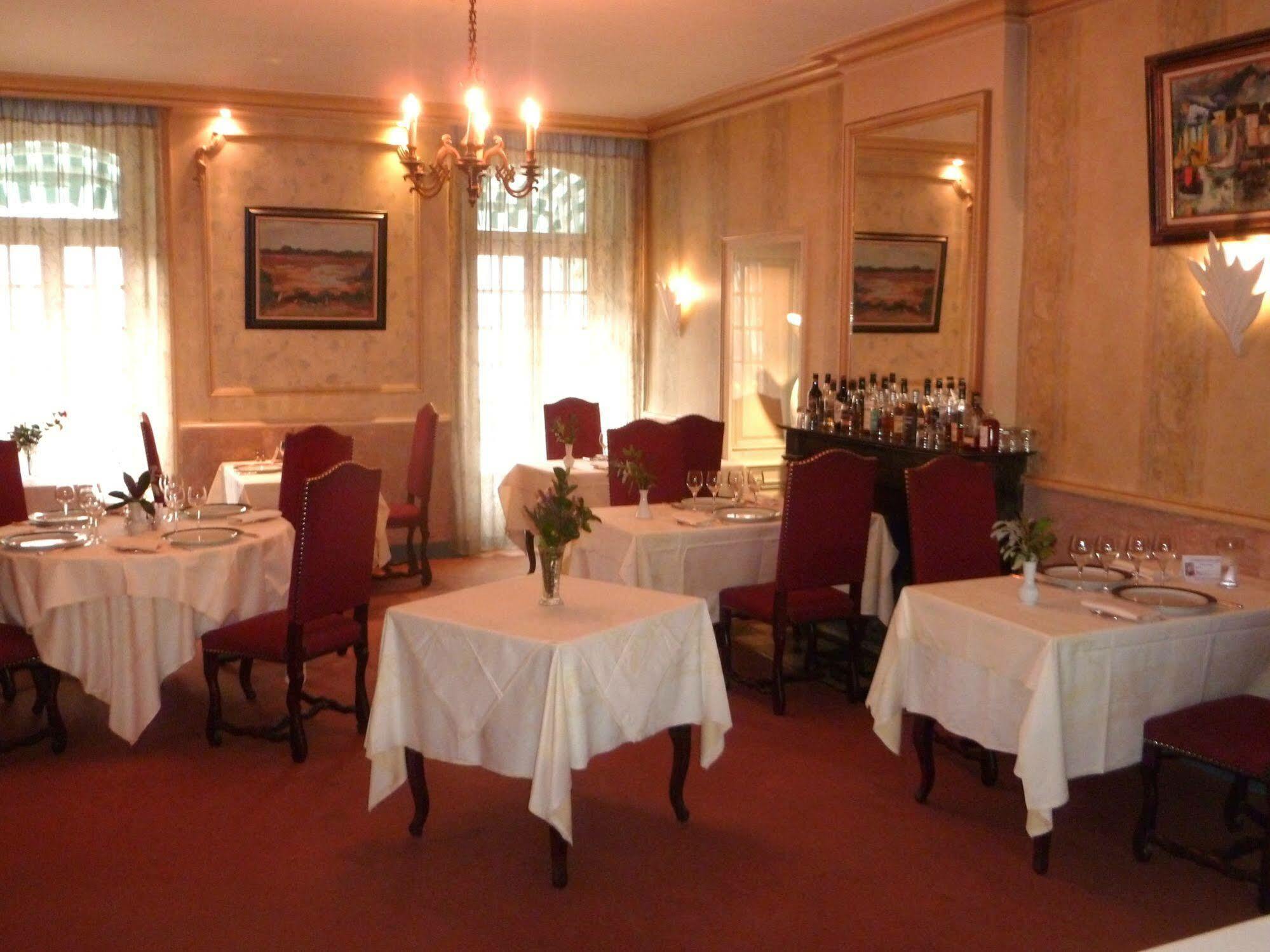 Le Relais De La Rance - Chambres D'Hotes Quédillac Zewnętrze zdjęcie